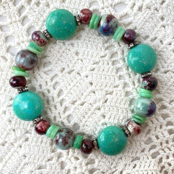 Turquoise Burgundy Marbled Beaded Bling Bracelet - Picture 2 of 3